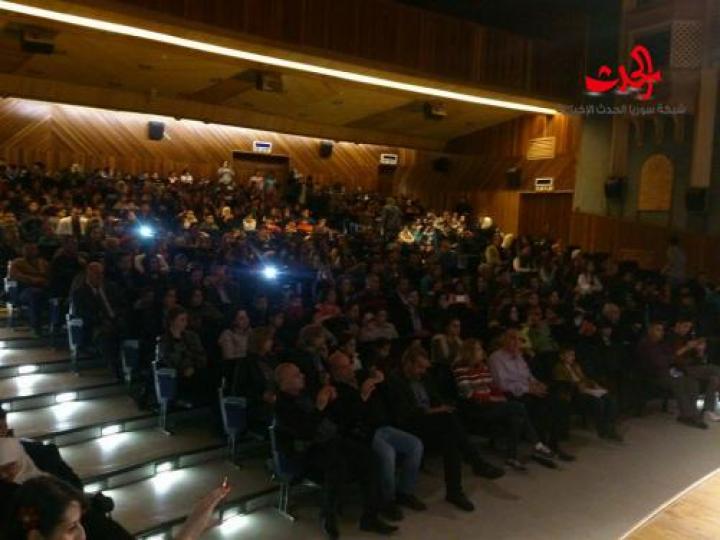 حفل موسيقي لأطفال فرقة أميسا على مسرح دار الثقافة بحمص