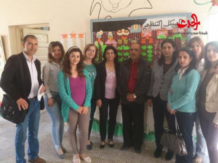 مناهجنا التدريسية غابت عنها مقومات المناهج العلمية والأزمة ترخي بظلالها على أطباع الطلاب