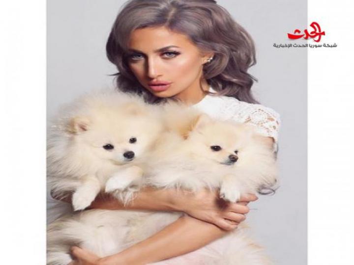 بالصور أول عارضة أزياء سعودية