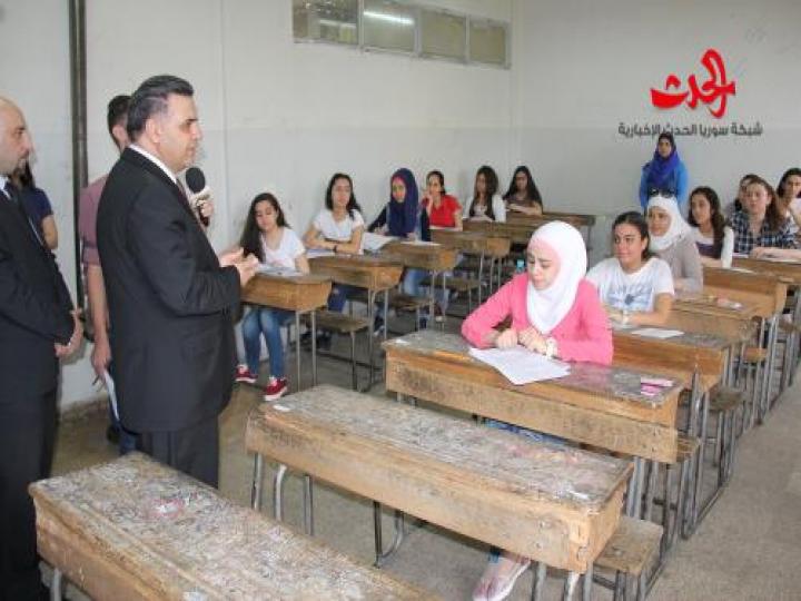 يالصور وزير التربية يطلع على واقع امتحانات شهادة التعليم الأساسي في دمشق