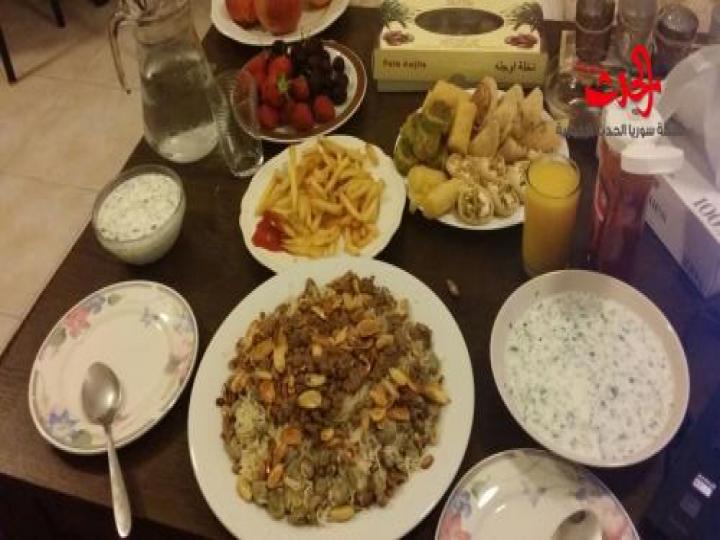 موائد رمضان .. إسراف وتبذير غير مقبول.. وسلوك متمرد على منظومة التكافل الاجتماعي..