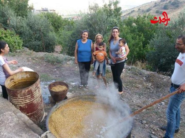 سلق الحنطة من تقاليد قرية قلاطية في وادي النصارى بحمص 