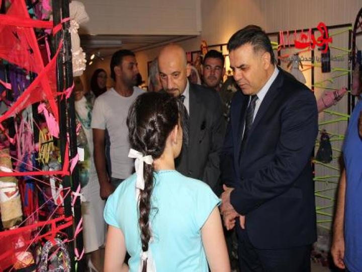 وزير التربية يفتتح معرض توالف البيئة 