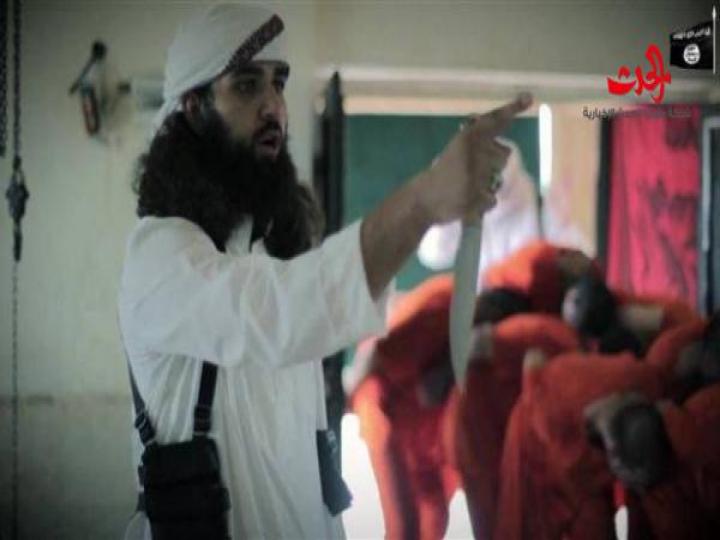 بالصور.. داعش يضحي بـ19 شخصاً كالمواشي!