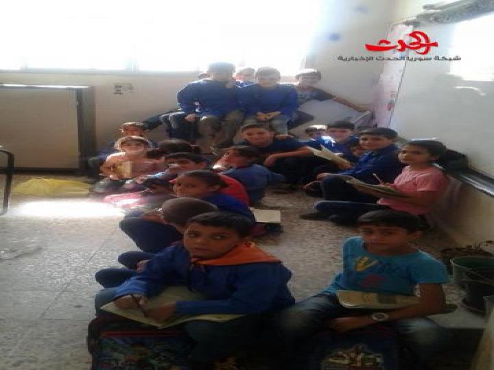 برسم السيد وزير التربية مدرسة من غير مقاعد للتلاميذ !!؟