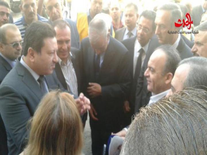 برئاسة المهندس خميس وفد حكومي يتفقد المنطقة الصناعية بمزرعة فضلون بريف دمشق