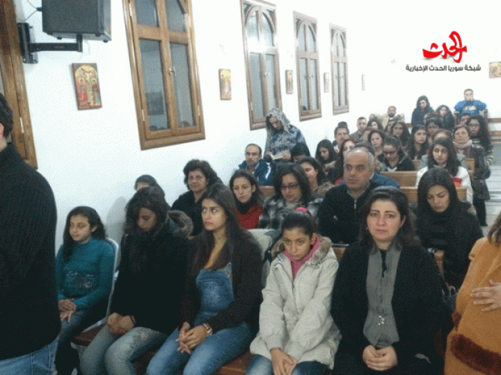          الإحتفال في كنبسة ام النور بحي الأرمن بحمص بعيد الكنيسة ودخول السيدة العزراء إلى الكنيسة 