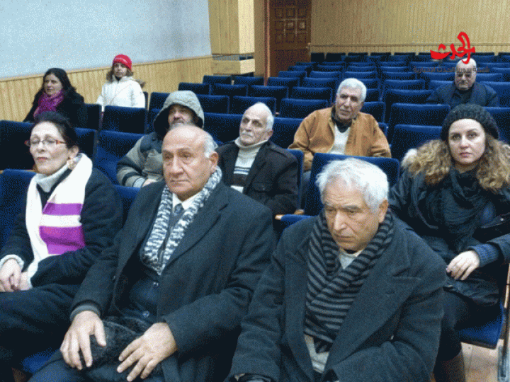 محاضرة للأستاذ عيسى إسماعيل حول قراءة في رواية أحلام الذئاب للكاتب الروائي عبد الغني ملوك .