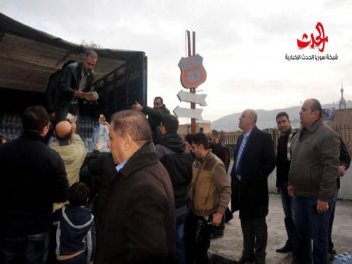 بإشراف الوزير الغربي توزيع صندوق مياه الشرب بقين بسعر650 ليرة  