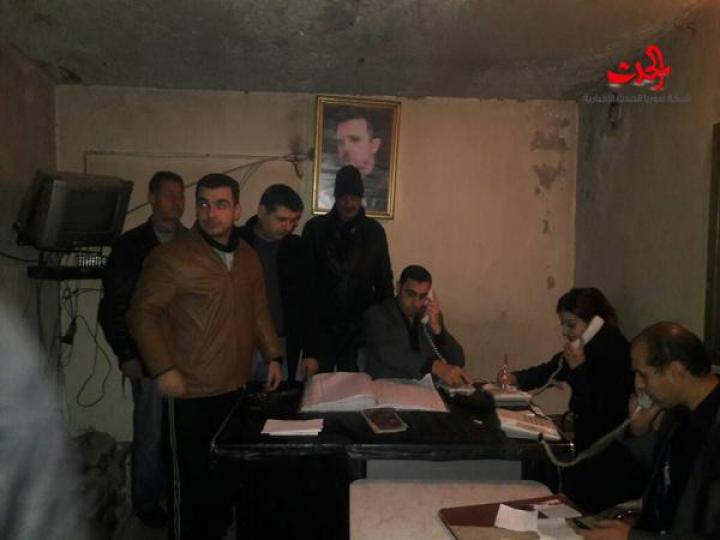 بالفيديو... خربوطلي يرد على هاتف الطوارئ ويتابع شكاوي المواطنين 