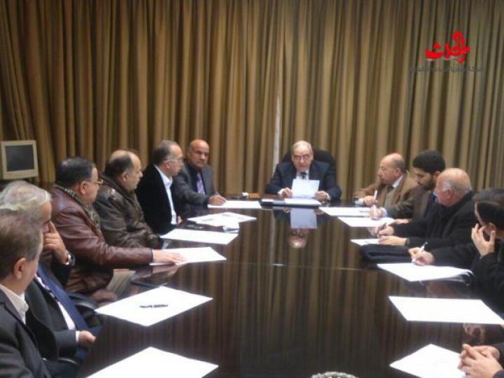 الأمين العام لحزب العهد الوطني يجتمع بأعضاء المكتب السياسي وقيادة فرع دمشق