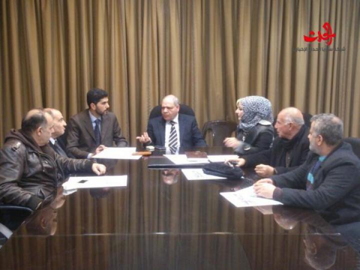 الأمين العام لحزب العهد الوطني يجتمع بأعضاء المكتب السياسي وقيادة فرع دمشق