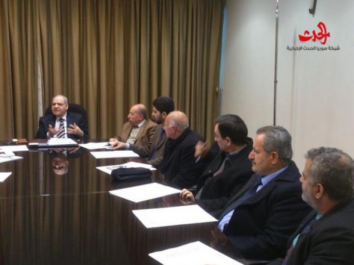 الأمين العام لحزب العهد الوطني يجتمع بأعضاء المكتب السياسي وقيادة فرع دمشق