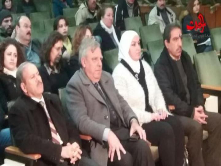 الشاعر وسيم بلال يوقع ديوانه الشعري الأول بالمركز الثقافي بحمص 