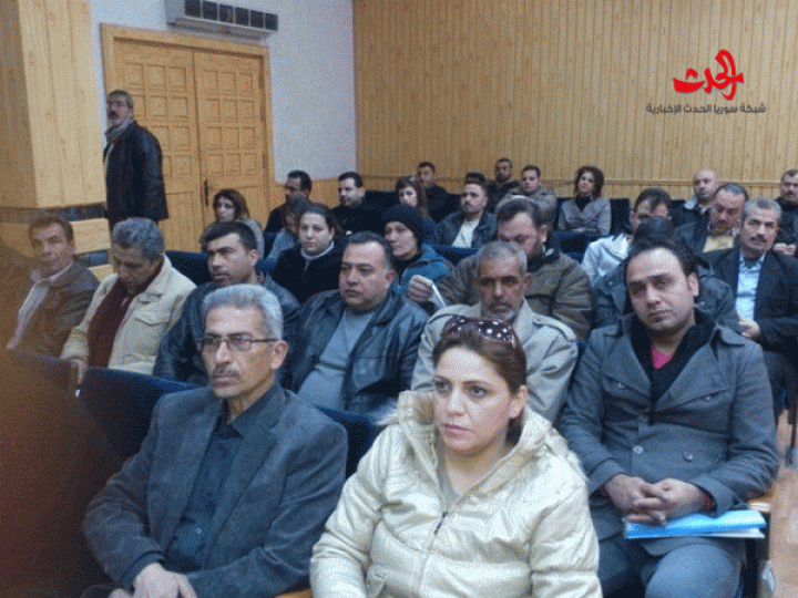 نقابة عمال الطباعة والثقافة والإعلام تعقد مؤتمرها السنوي في قاعة سامي الدروبي في المركز الثقافي بحمص