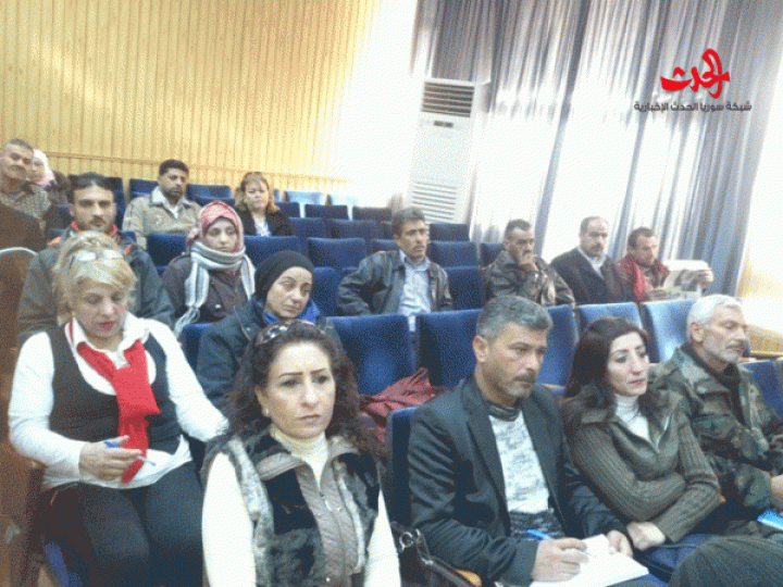 نقابة عمال الطباعة والثقافة والإعلام تعقد مؤتمرها السنوي في قاعة سامي الدروبي في المركز الثقافي بحمص