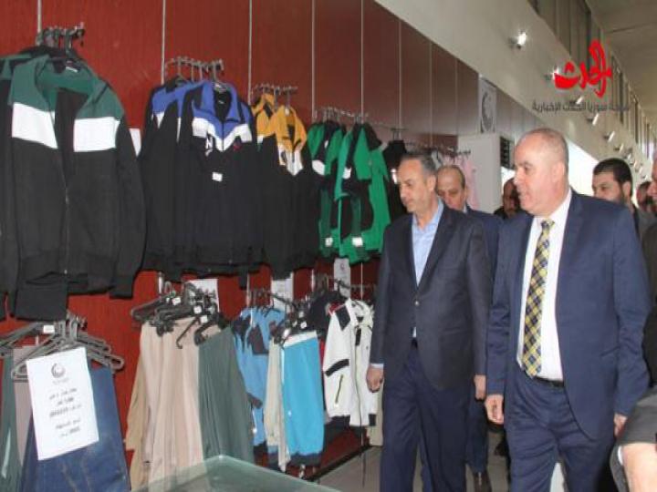 الوزير الغربي  يفتتح أول صالات السورية للتجارة بجرمانا ..صور