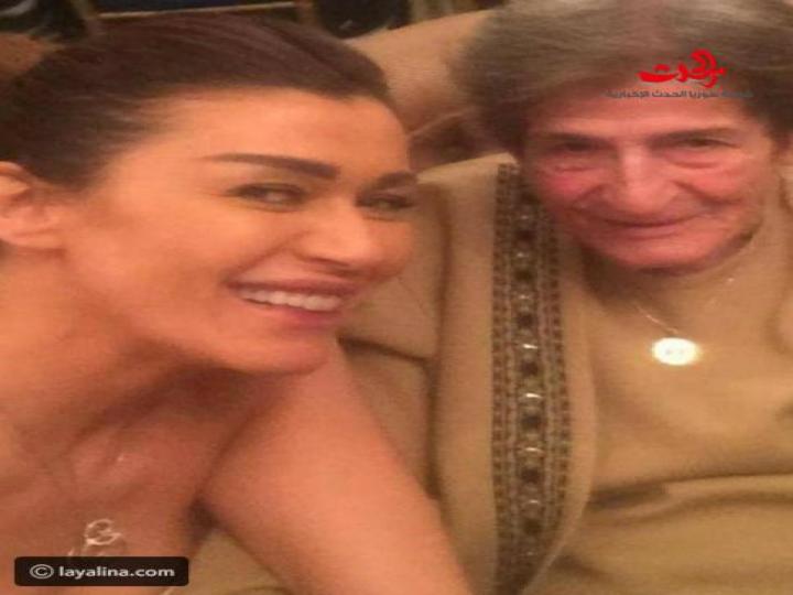 نادين الراسي تعيش أوقاتاً صعبة بعد وفاة جدتها 