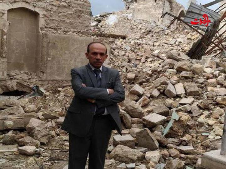 بالصور.. كيف وجد رئيس اتحاد الكتاب العرب في سورية بيته في حلب!!