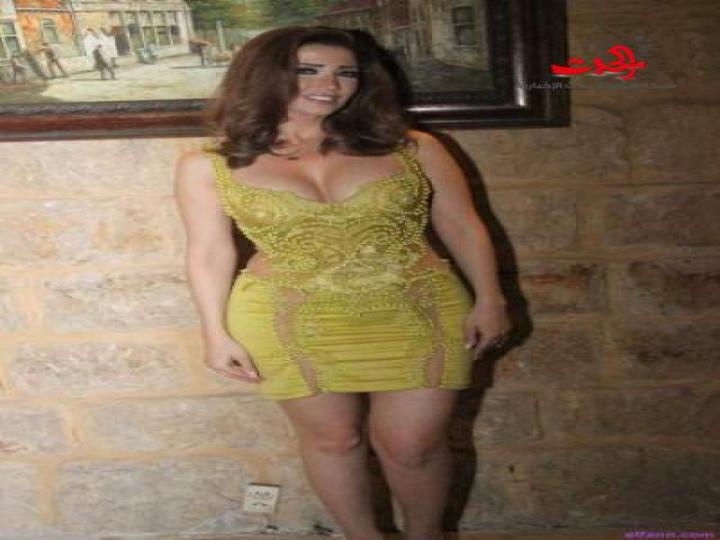 ميريام عطالله بفستان جريء...وهي ترد 