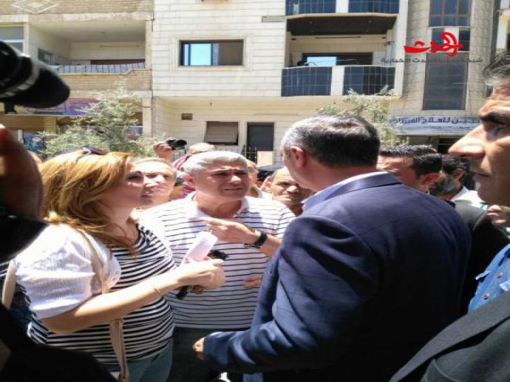 محافظ ريف دمشق يمهل بلديتي صحنايا وأشـرفيتها 10 أيام والإ ..