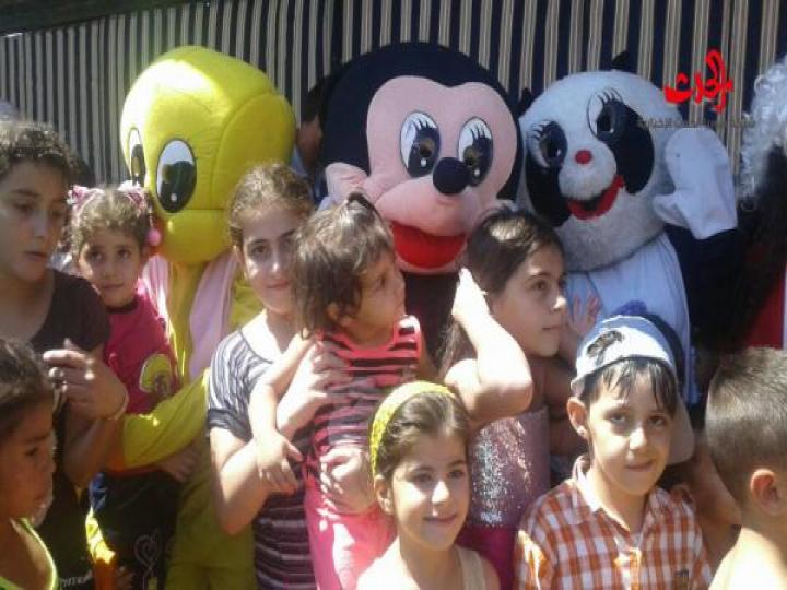                             العيد يولد من ابتسامتكم براعم رجال الشمس : حفل تكريم لأبناء الشهداء وجرحى الحرب في حمص 