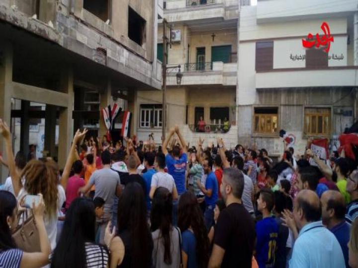 المنتخب السوري قد فعلها هكذا عبر السوريين  والشارع الحمصي عن فرحهتم