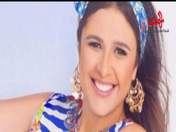 بالصور.. ياسمين عبد العزيز في الحج