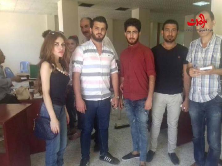 سورية الحدث بجولة ميدانية على مراكز تسجيل الطلبة على المفاضلة العامة في جامعة البعث  