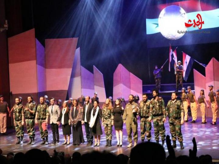 برعاية وزير الدفاع..العرض المسرحي الفني النصر ساعة صبر 