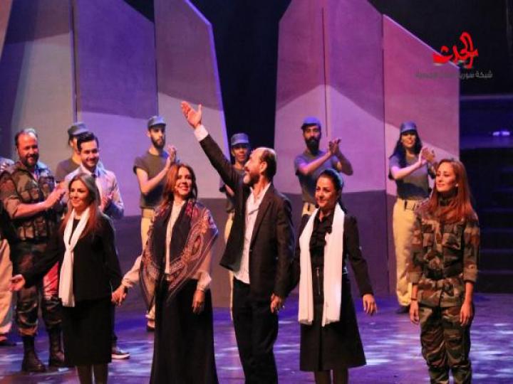 برعاية وزير الدفاع..العرض المسرحي الفني النصر ساعة صبر 