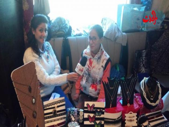 بإيدي سيدات سورية... بازار بمناسبة أعياد الميلاد في فندق القيصر بدمشق