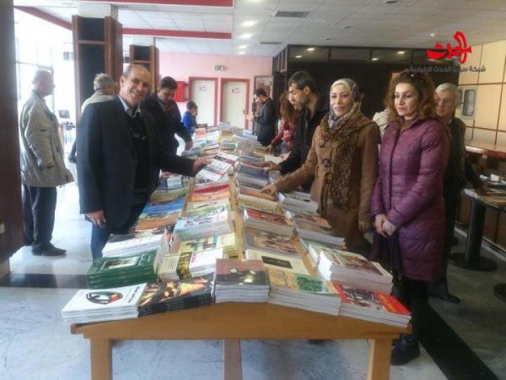        افتتاح معرض فني ومعرض للكتاب في ثقافي حمص ضمن مهرجان حمص الثقافي 