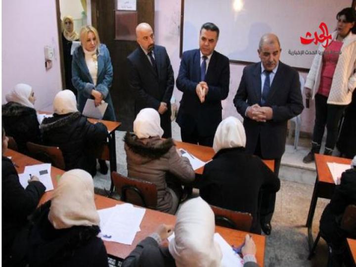 نحو أربعة ملايين طالب وطالبة في مدارس التعليم الأساسي والمدارس الثانوية يتوجهون إلى امتحانات الفصل الدراسي الأول 