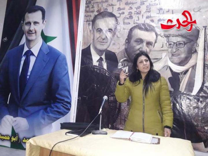          شعراء حمص ينشدوا قصائدهم في المركز الثقافي المحدث في الزهراء في حمص