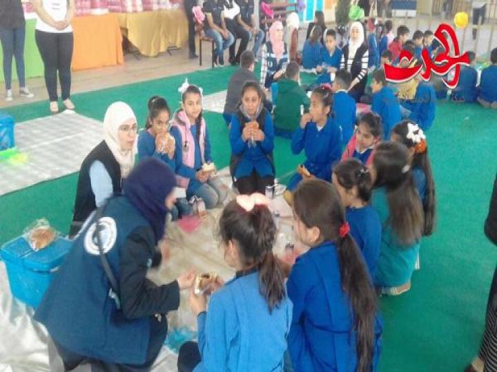                    فعالية يوم في الحديقة  لرسم البسمة لأيتام حمص وطرطوس 