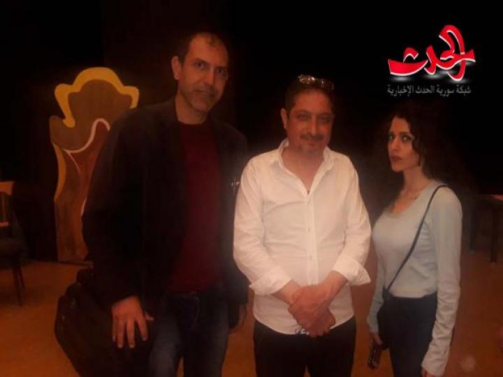 فرقة أبو خليل القباني تقدم عرضها خط أحمر في المركز الثقافي في حمص