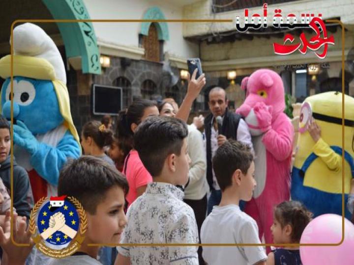 &quot;بسمة أمل&quot; من المغترب السوري كابي ايشو على وجوه أيتام دمشق 