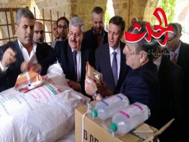 اللاذقية ;  أستلام هدية مقدمة من الشعب والحكومة الهندية الصديق......