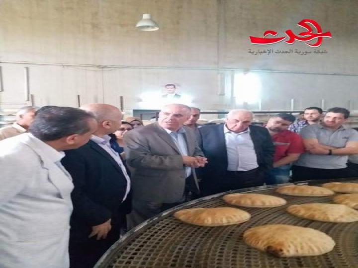 جولة وزيارة اطلاعية لوزير التجارة وحماية المستهلك لدرعا
