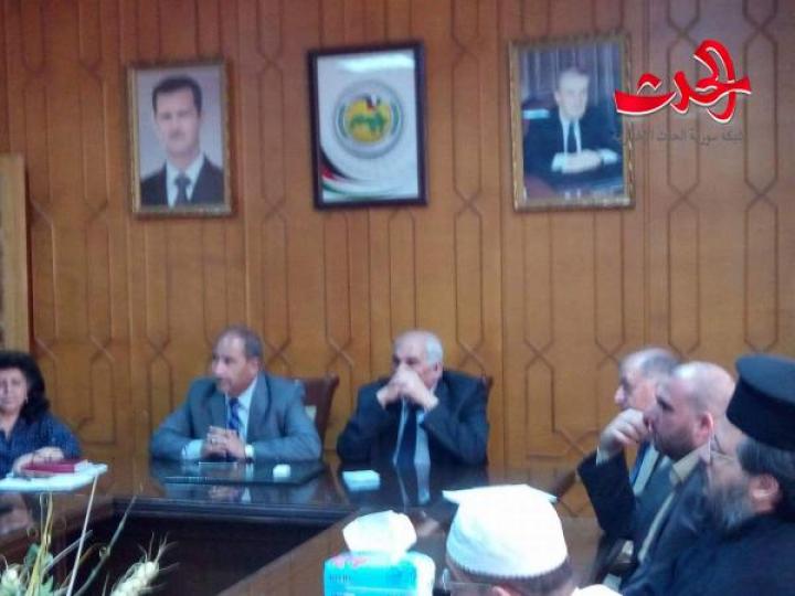 توحيد وتطوير الخطاب الديني وممارسة دورهم بالمصالحات باجتماع لرجال الدين بدرعا