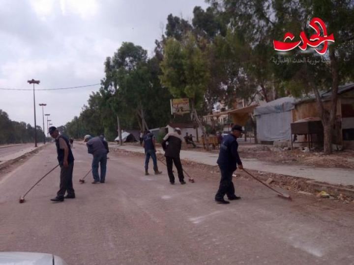 تأهيل وتسوية طريق درعا اليادودة الرئيسي لعودته للعمل