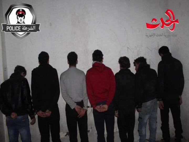 في الكسوة القبض على عدة أشخاص وضبط مواد وحبوب مخدرة