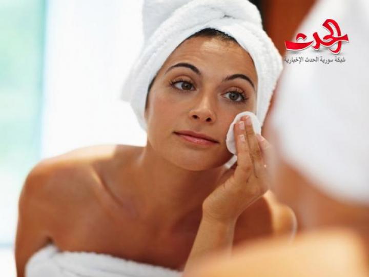أسلوب الحياة الخاطئ يهدد نقاء البشرة 