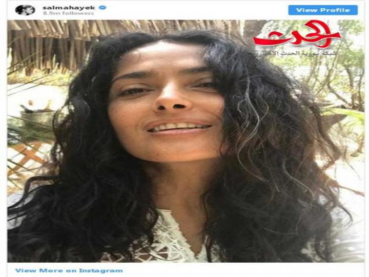 سلمى حايك لم تخجل من الكشف عن شعرها الأبيض