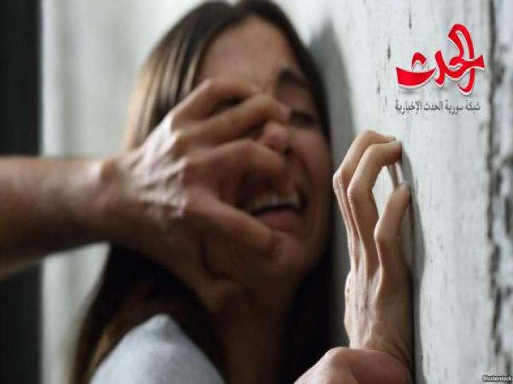 حاول اغتصـاب فتاة على باب منزلها في منطقة الـروضـة بدمشق .. وشقيق زوجها ينقذ الموقف 