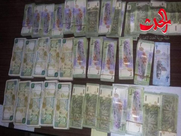 وزارة الداخلية : قسم شرطة باب السباع يلقي القبض على عصابة سرقة خلال نصف ساعة.