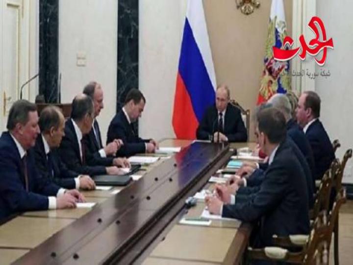 روسيا : بوتين يترأس اجتماع امني حول سوريا