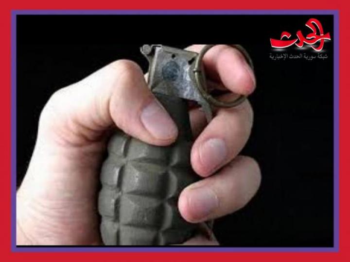 طالب في الصف السابع يحمل قنبلة في حقيبته المدرسية