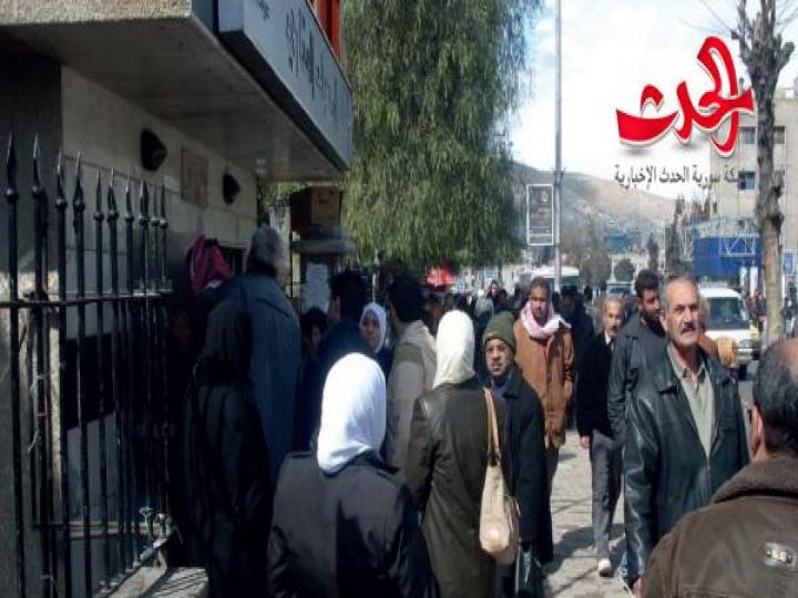 12 مليار ليرة رواتب توزع عبر الصرافات شهرياً ..العقاري: يقترح حل لمشكلة الصرافات الآلية مع مطلع كل شهر؟